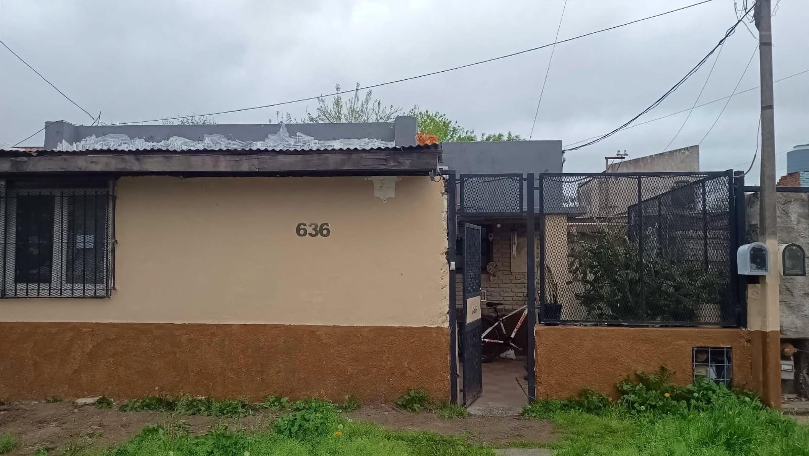 Casa en venta amplio lote, URGENTE